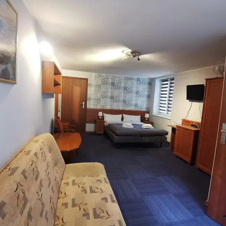 Polaris B&b-kameralne, Rodzinne I Z Basenem Pensjonat Krynica Morska