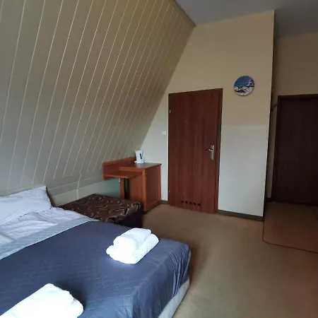 Polaris B&b-kameralne, Rodzinne Pokoje I Domki Z Basenem Pensjonat 3*