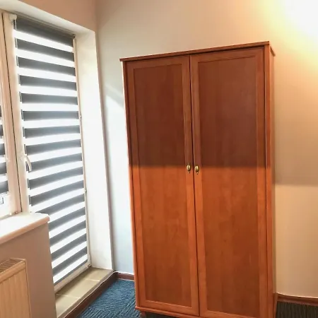 Polaris B&b-kameralne, Rodzinne Pokoje I Domki Z Basenem 3* Krynica Morska
