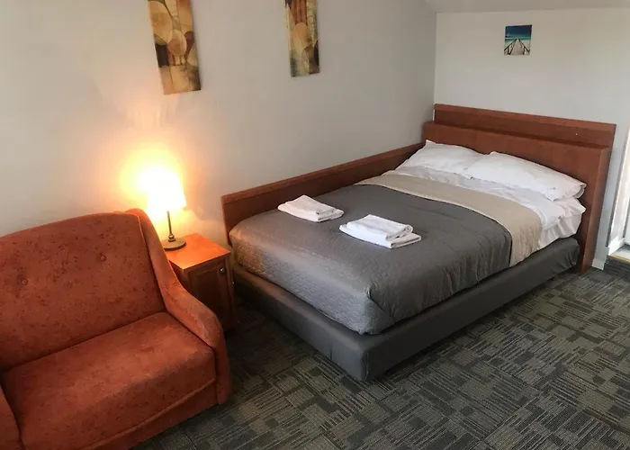 Pensjonat Polaris B&b-kameralne, Rodzinne I Z Basenem