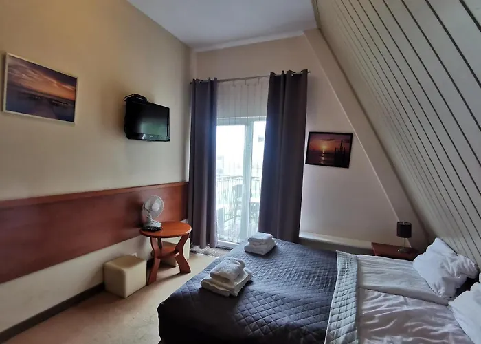 Pensjonat Polaris B&b-kameralne, Rodzinne I Z Basenem 3*