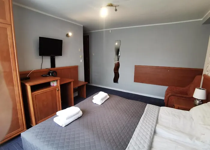 Pensjonat Polaris B&b-kameralne, Rodzinne I Z Basenem 3*