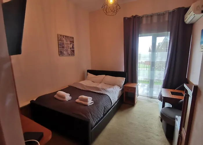 Polaris B&b-kameralne, Rodzinne I Z Basenem Pensjonat Krynica Morska