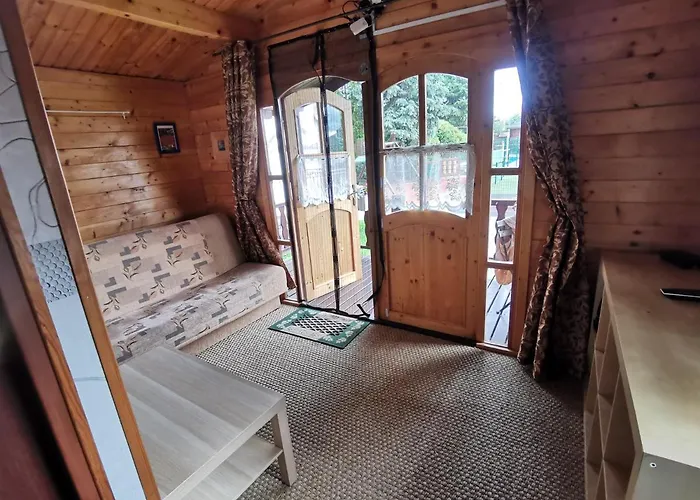 Polaris B&b-kameralne, Rodzinne I Z Basenem