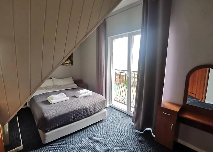 Polaris B&b-kameralne, Rodzinne I Z Basenem Pensjonat 3*